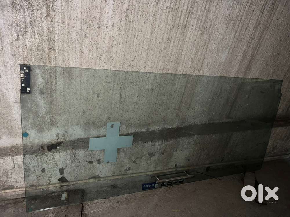 Glass door , 12mm best condition