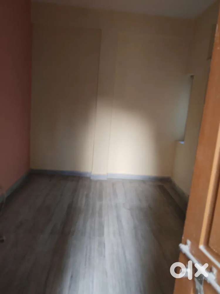 2room flat for office Gola road