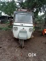 Good condition rickshaw riksha company piaggio in best condition  good