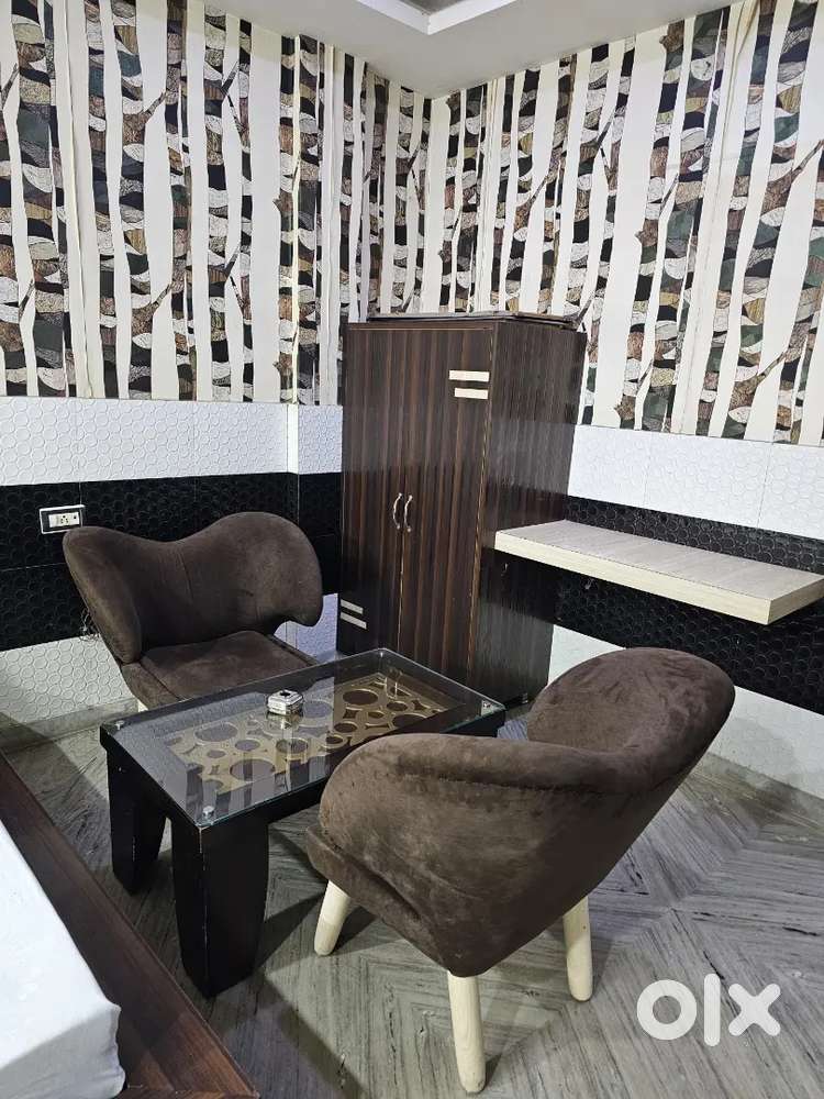 Hotel Receptionist/Manager