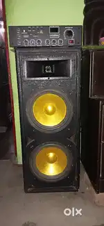 1 month old amplifier speaker