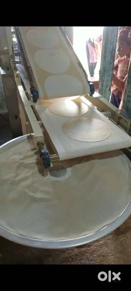 Semi Automatic ROTI Maker and Dough Kneeder ,Big Stove