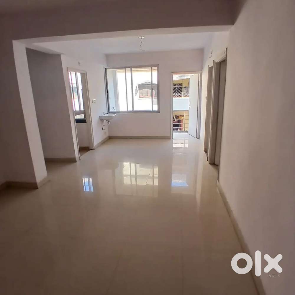 Premium location,near to college school,malls,mart,