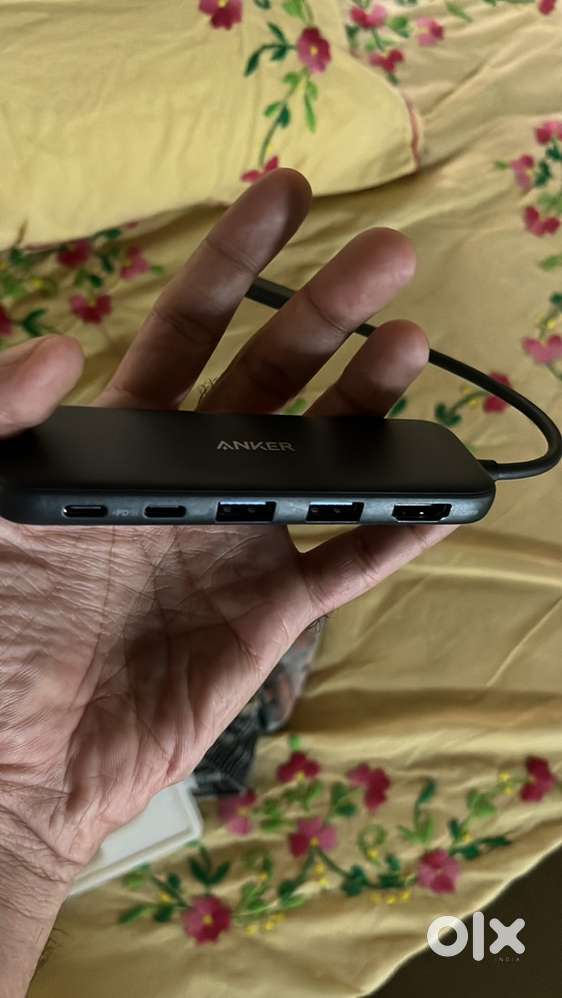 USB C hub with HDMI brand new