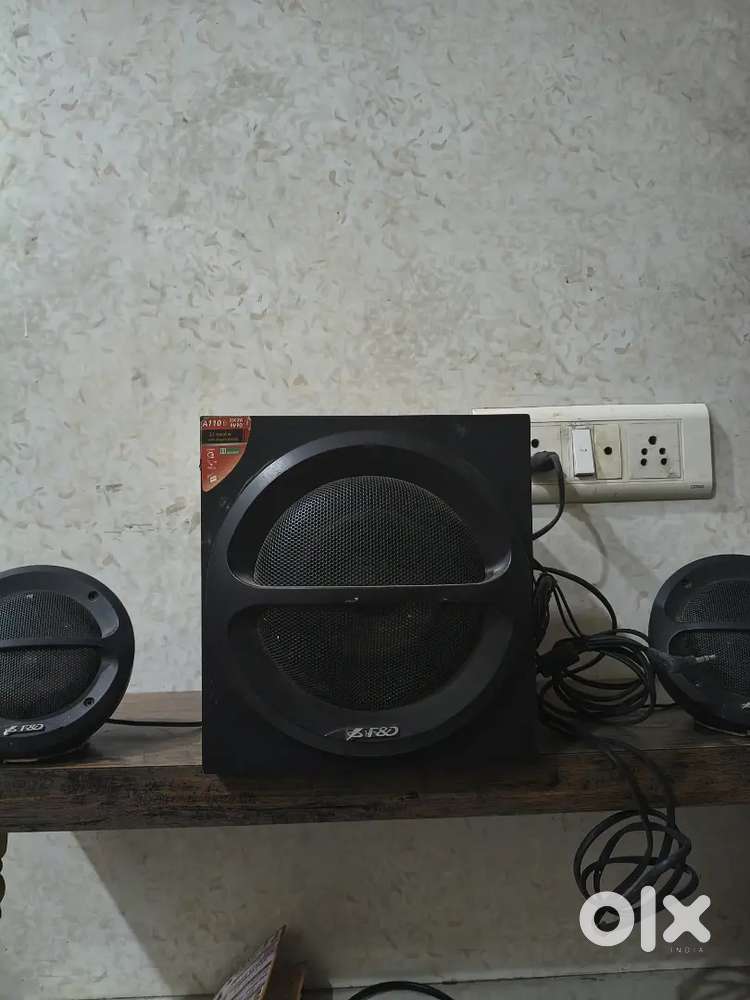 F & D Speakers 2.1 channel - Audio Speakers