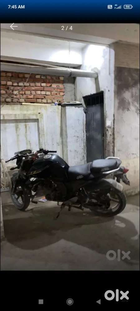 Bike bilkul sahi condition me h all document complete