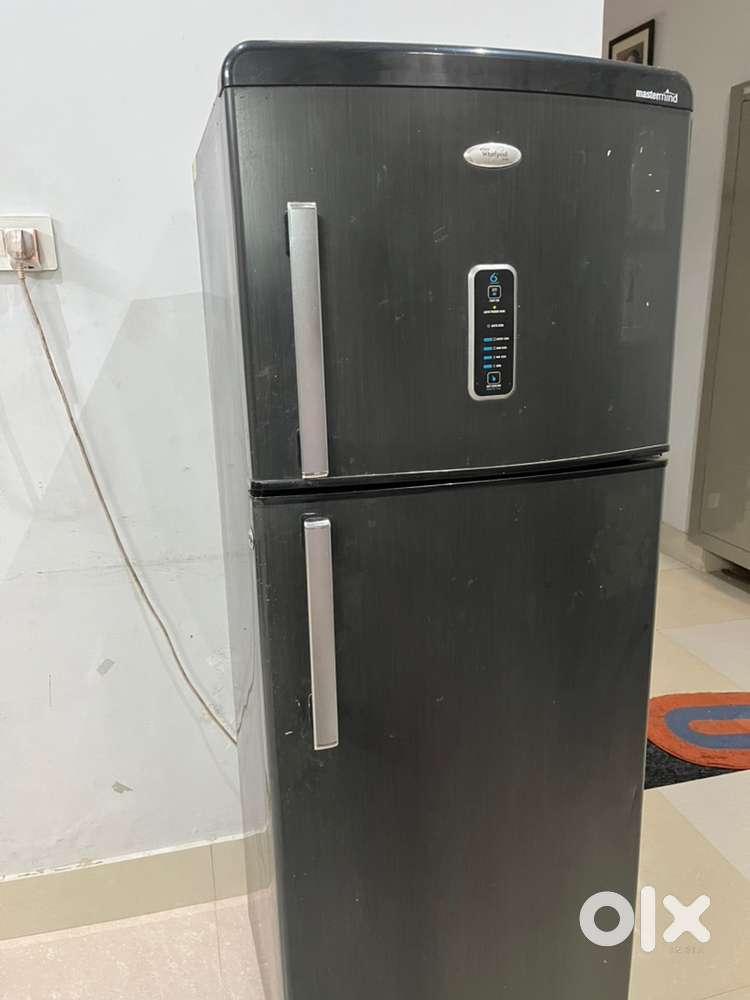 Whirlpool double door fridge