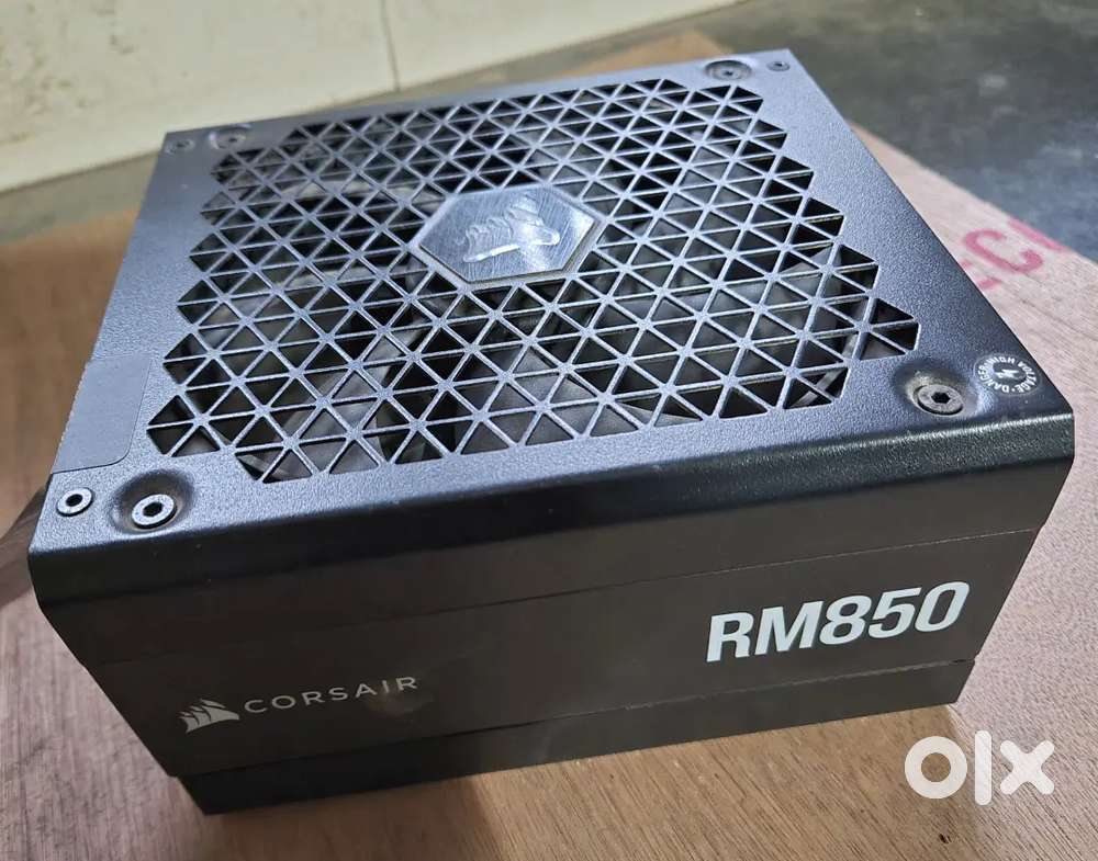 Corsair RM 850 Watt Power Supply Gold (Pre-owned)