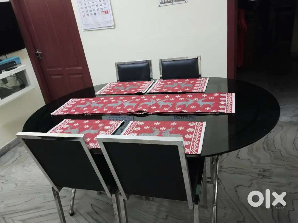 Dining table with 4 chairs