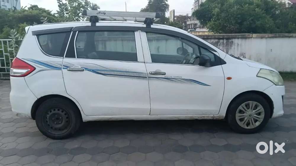 Maruti Suzuki Ertiga 2013