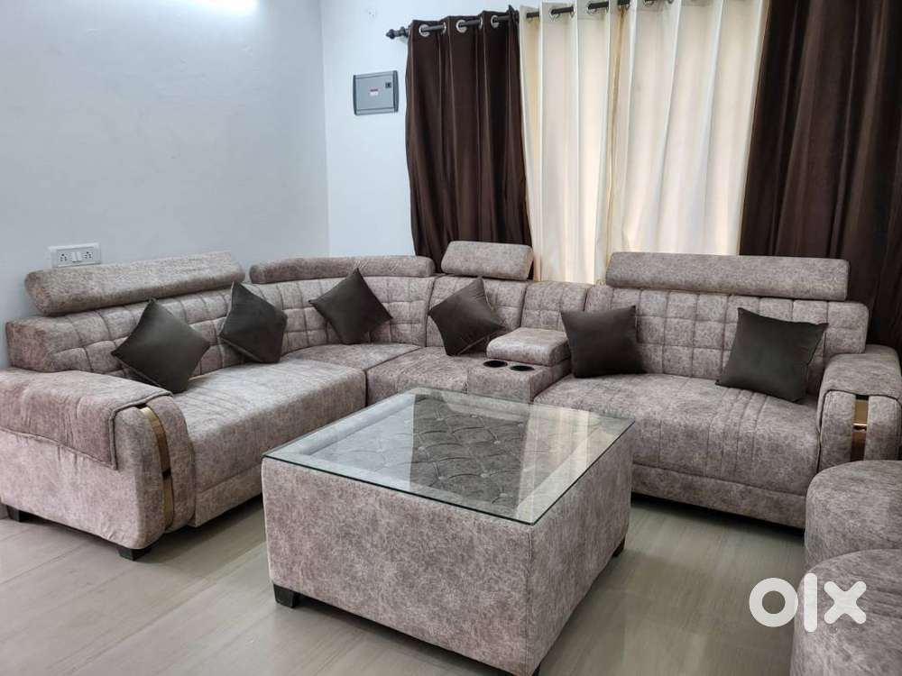 Available Ten marla on B Road location House in sector - 15 Chandigarh