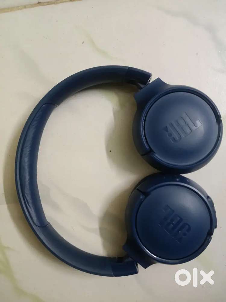 JBL Tune 520BT