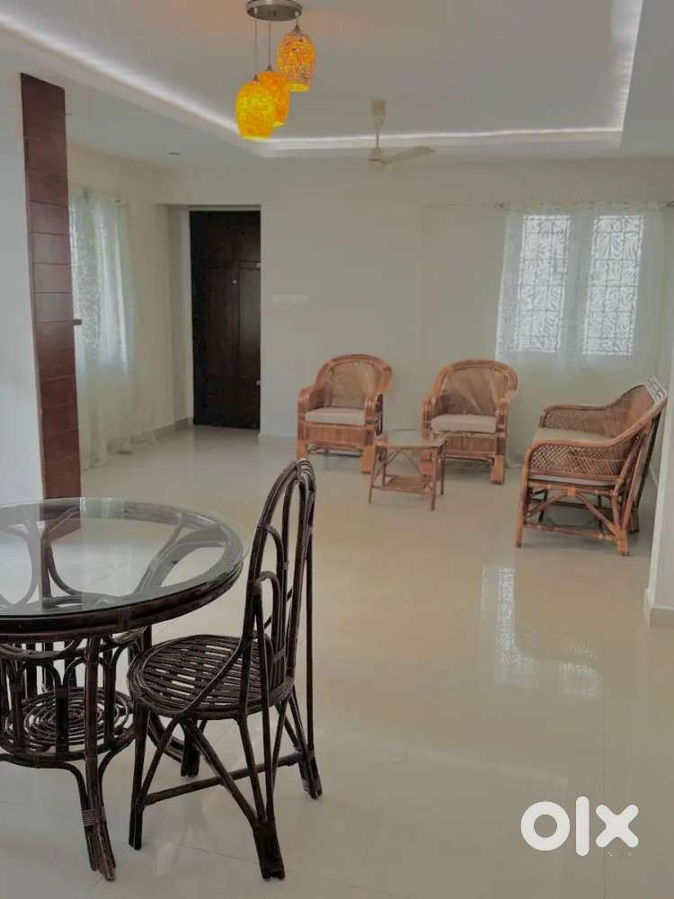 Kaloor metro,3 bhk semi furnished flat for rent