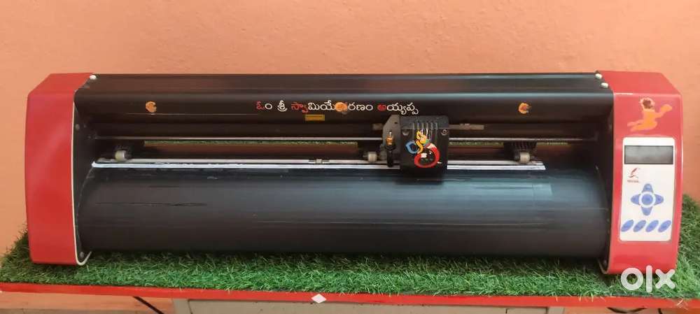 Red sail cutting plotter