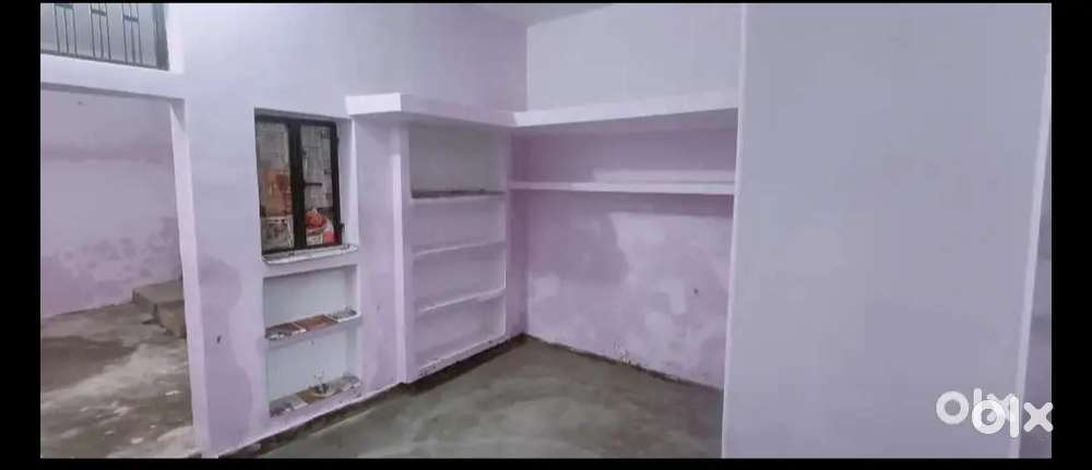 Floor for rent nearby road shops and barra thana