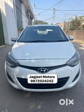 Hyundai i20 Magna Plus Diesel, 2012, Diesel