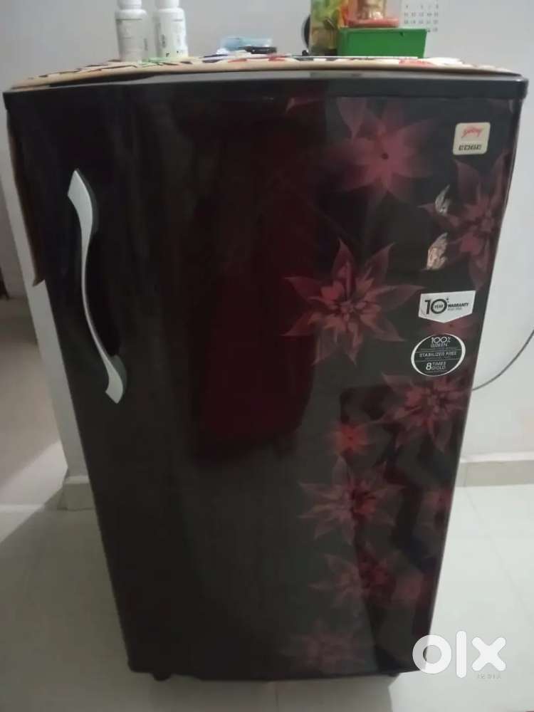 Godrej 180L well condition fridge
