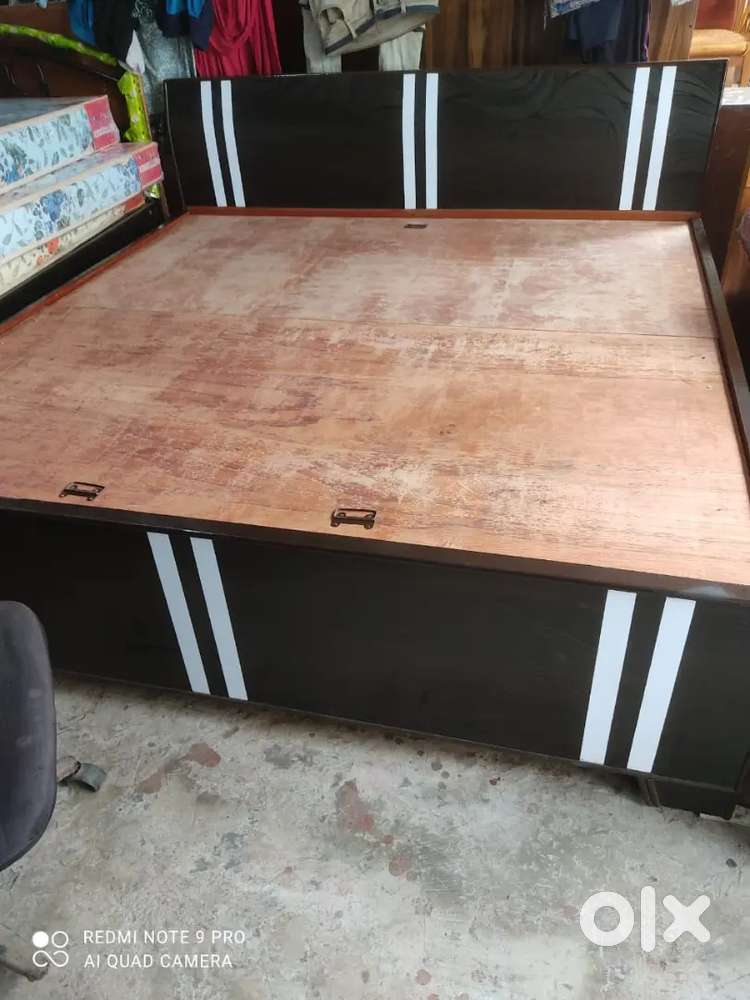 It's New manufacturing 6x6 box bed