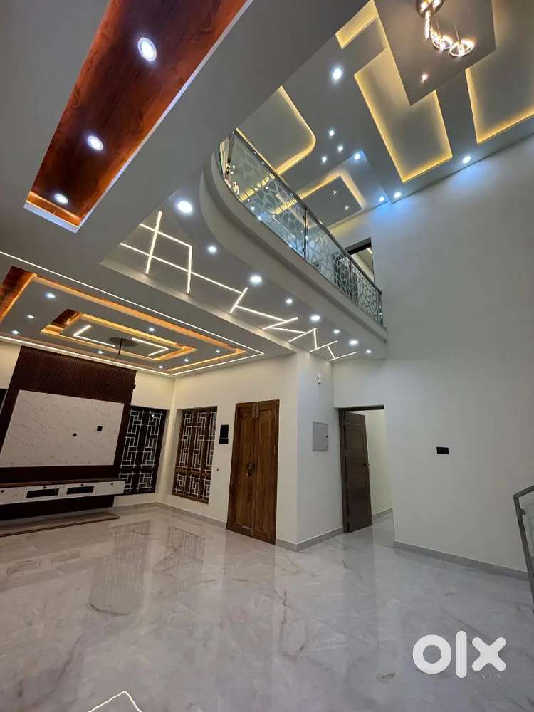 Luxury 4BHK For Sale : Konam VIP Garden