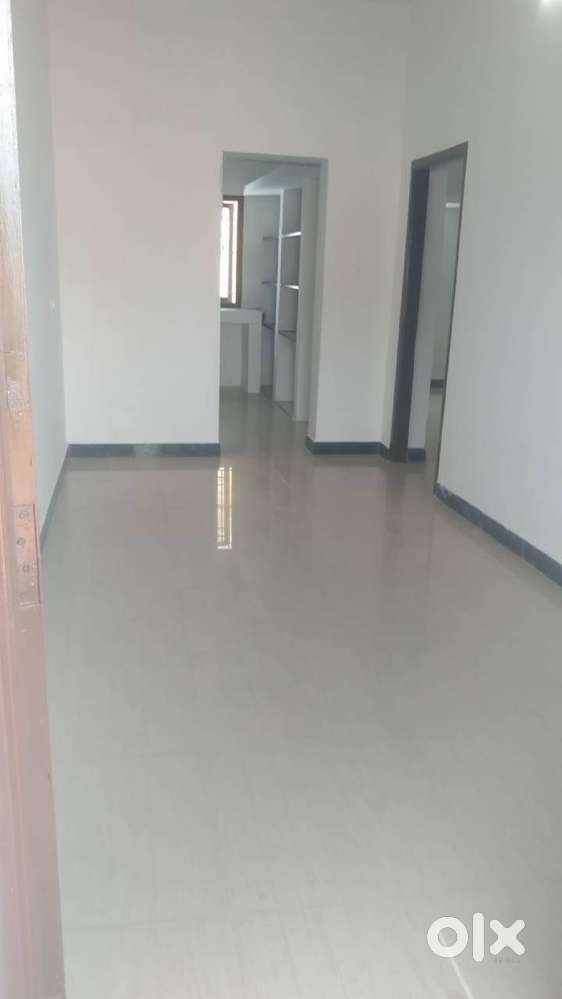 2BHK,ATTACHED BATH ROOM,NO WATER PROBLEMS ,SEPARATE CONNECTION