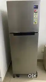 Samsung 231L Double Door Refrigerator – Excellent Condition