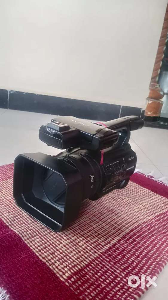 Nx 100 single hand use