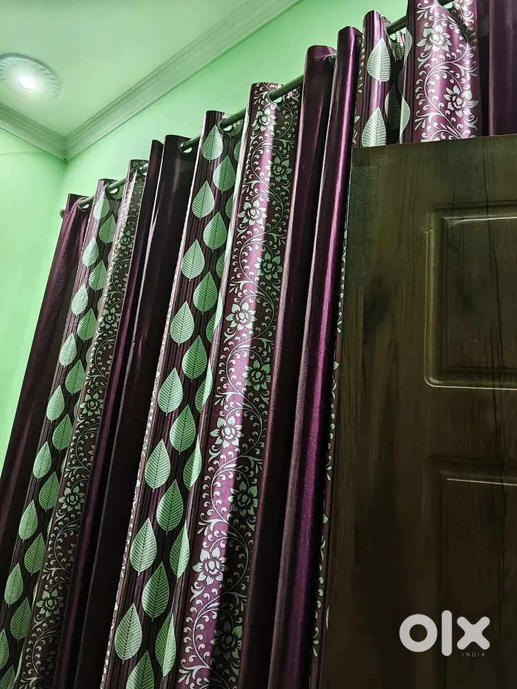 1 room set available for rent