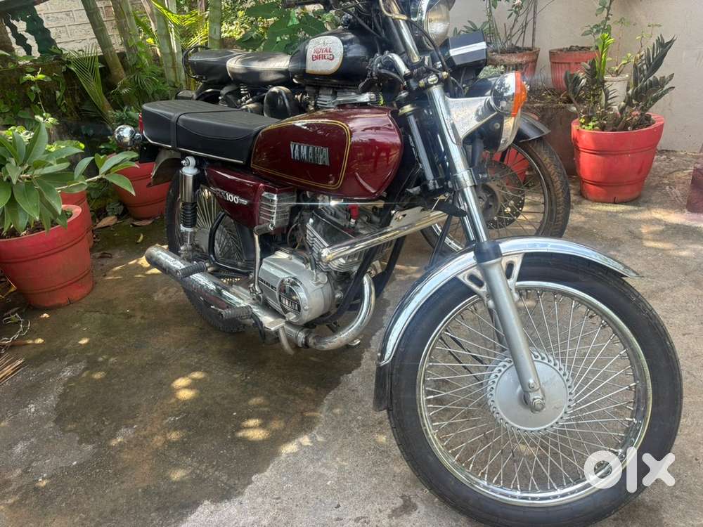 2 key available full condition bike