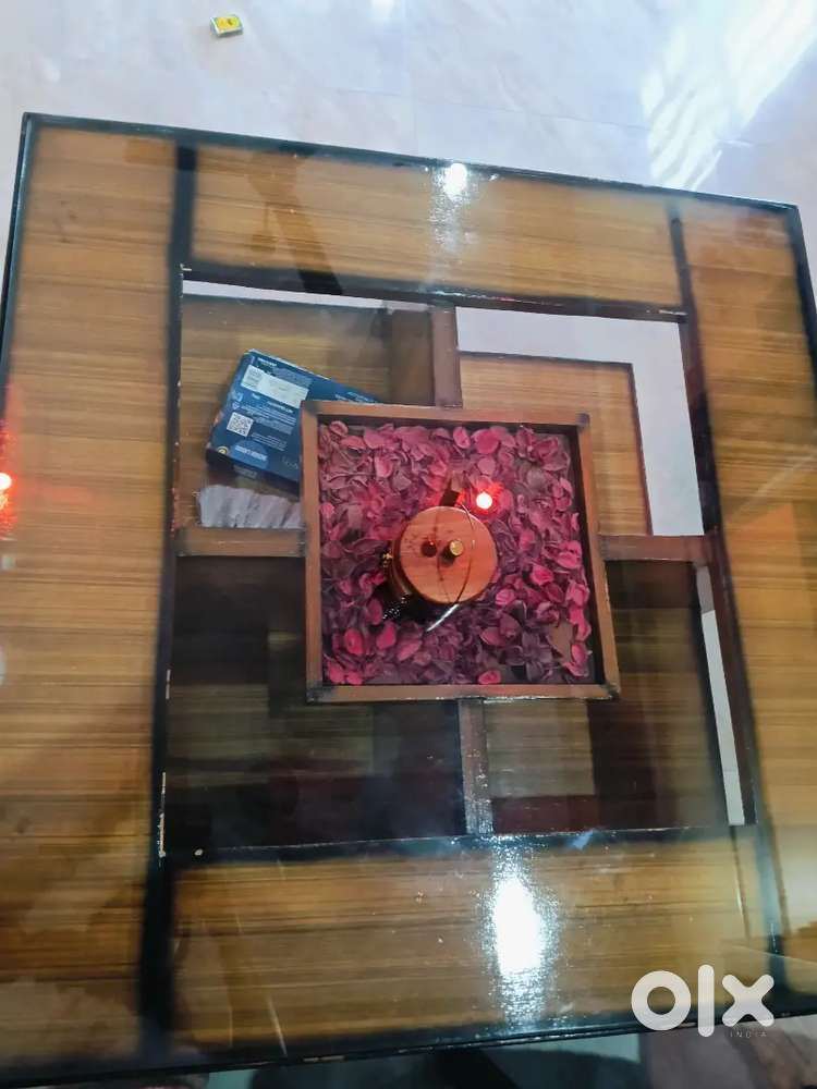 Square table glass and wood