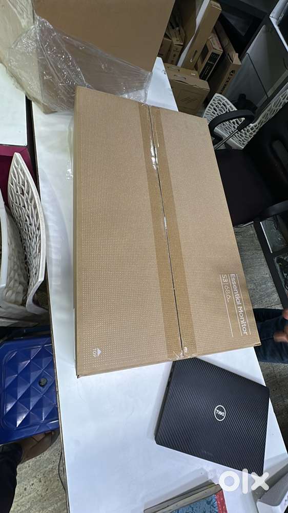 Brand new Samsung monitor 27 inches