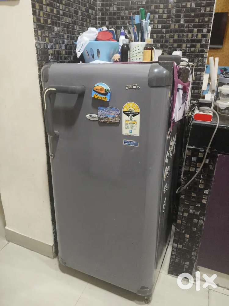 I am selling a 180 litres fridge of Whirlpool company