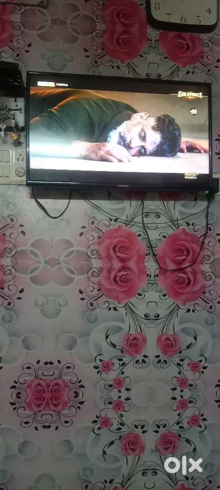 I am selling my TV it is good condition and running condition