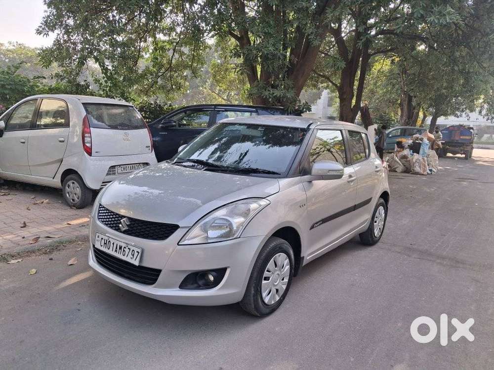 Maruti Suzuki Swift VXi + Manual, 2012, Petrol