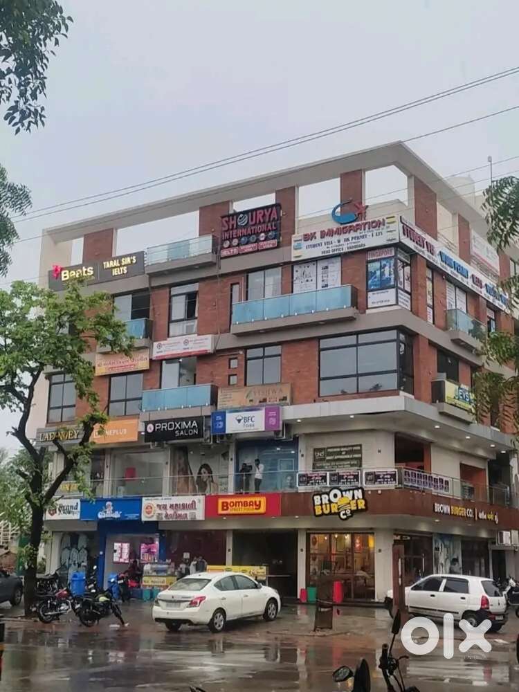 Invest in Prime Location ! Spacious office in Mota Bazar