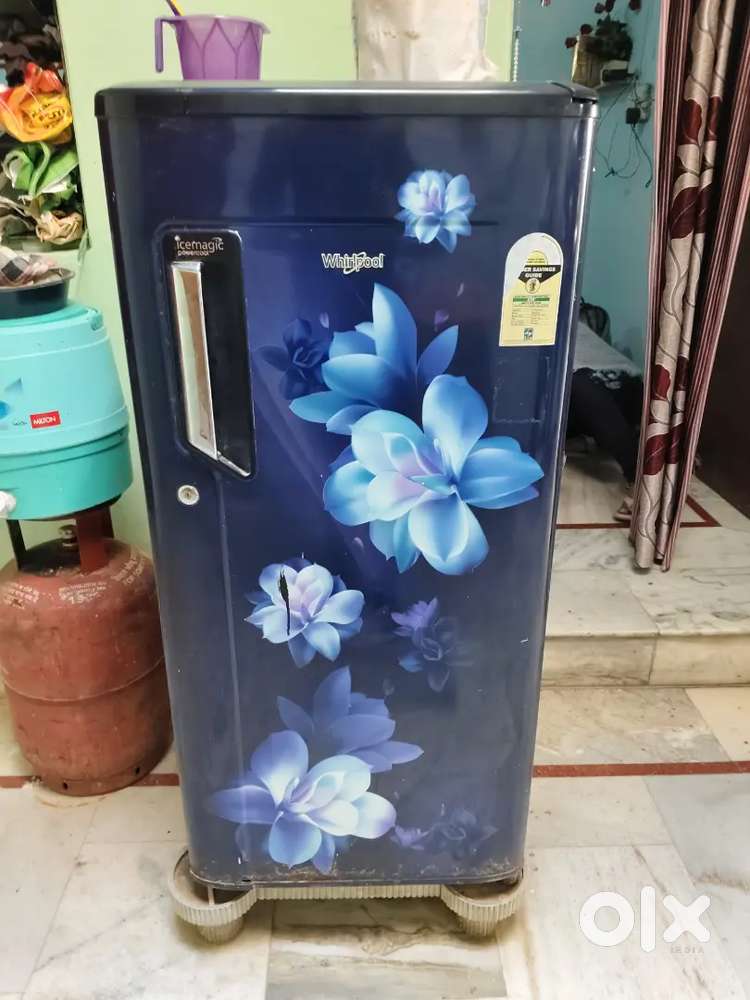 Whirlpool freez acha hai 3 saal purana hai