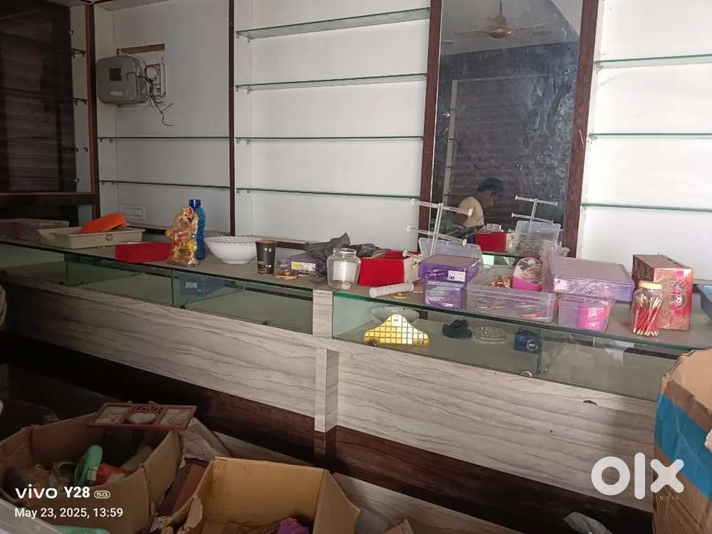 Fancy store intaryal glass door