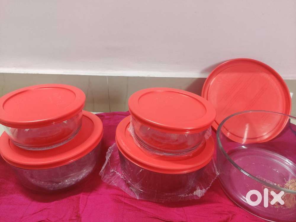Accessories - microwave safe PYREX STORAGE BOWLS