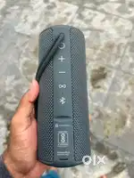 Bluetooth speaker 20w full good condition