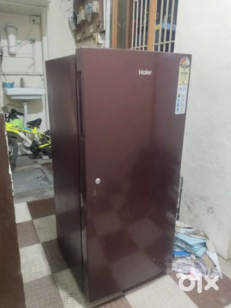 4years old haier fridge for sale