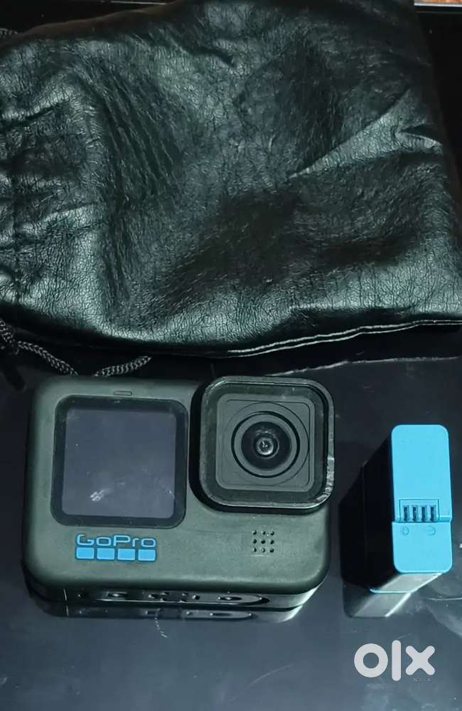 Go pro Hero 10 with extra battery