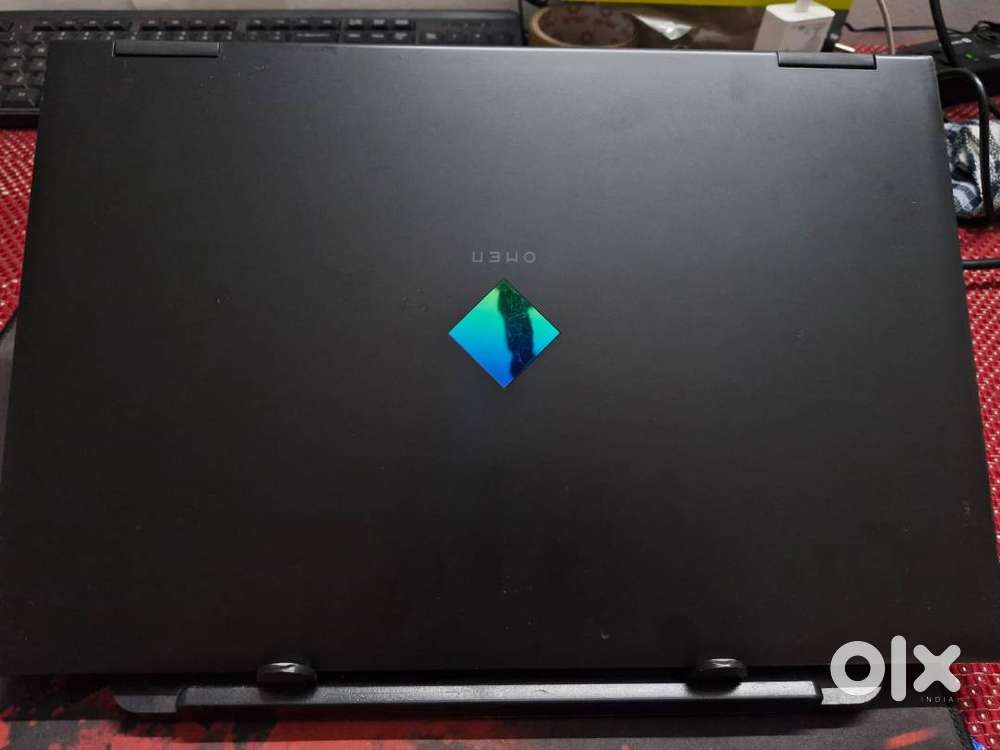 HP Omen 15 (i5 10th Gen / GTX 1650 / 8GB / 512GB SSD)