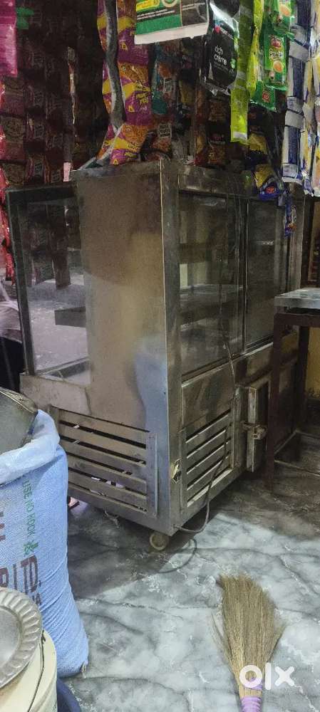 Shishe wala fridge Mithaiwala fridge air condition fridge full cooling