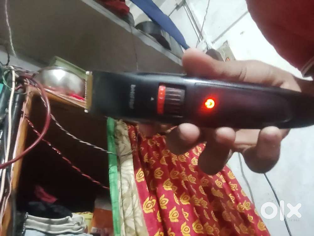Philips treamer with charger