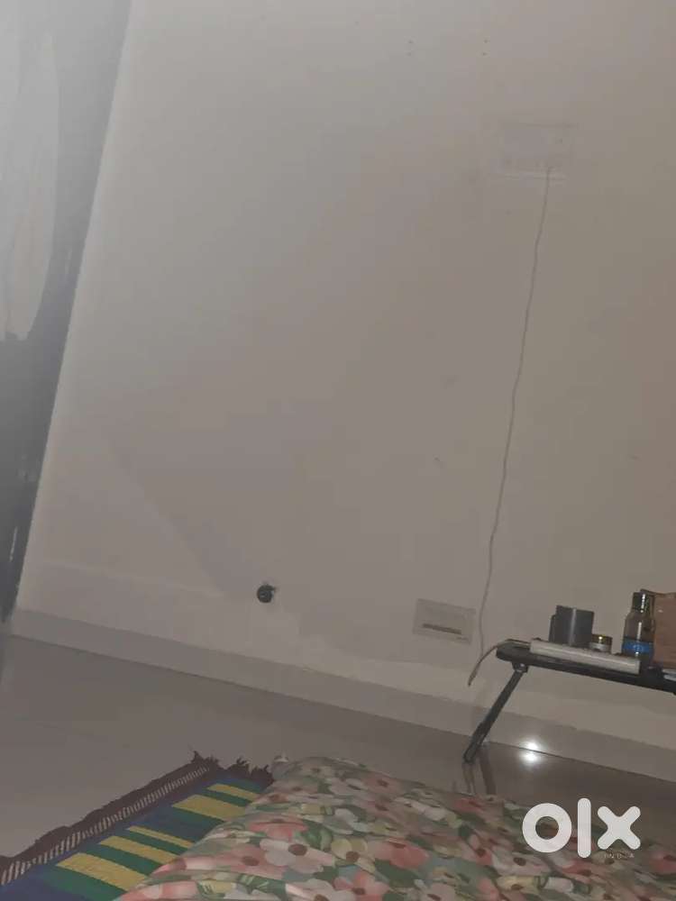 I want roommate. I have to BHK flat near D Mart adgaon Jatra hotel.