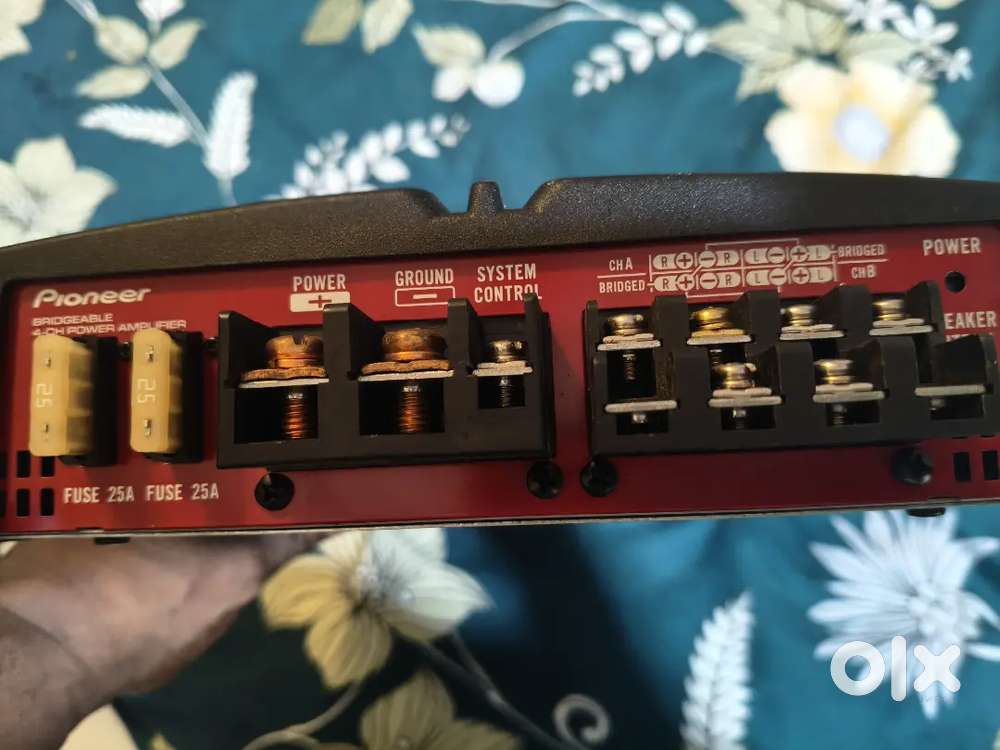 Pioneer car amplifier