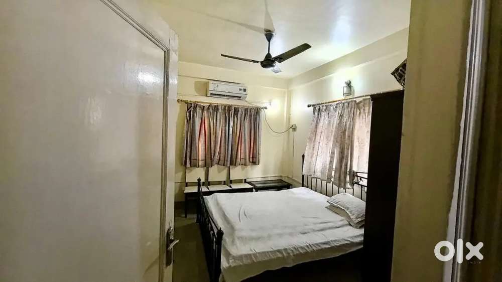 Fully furnished ready to move flat is available on rent at Mayfair rd