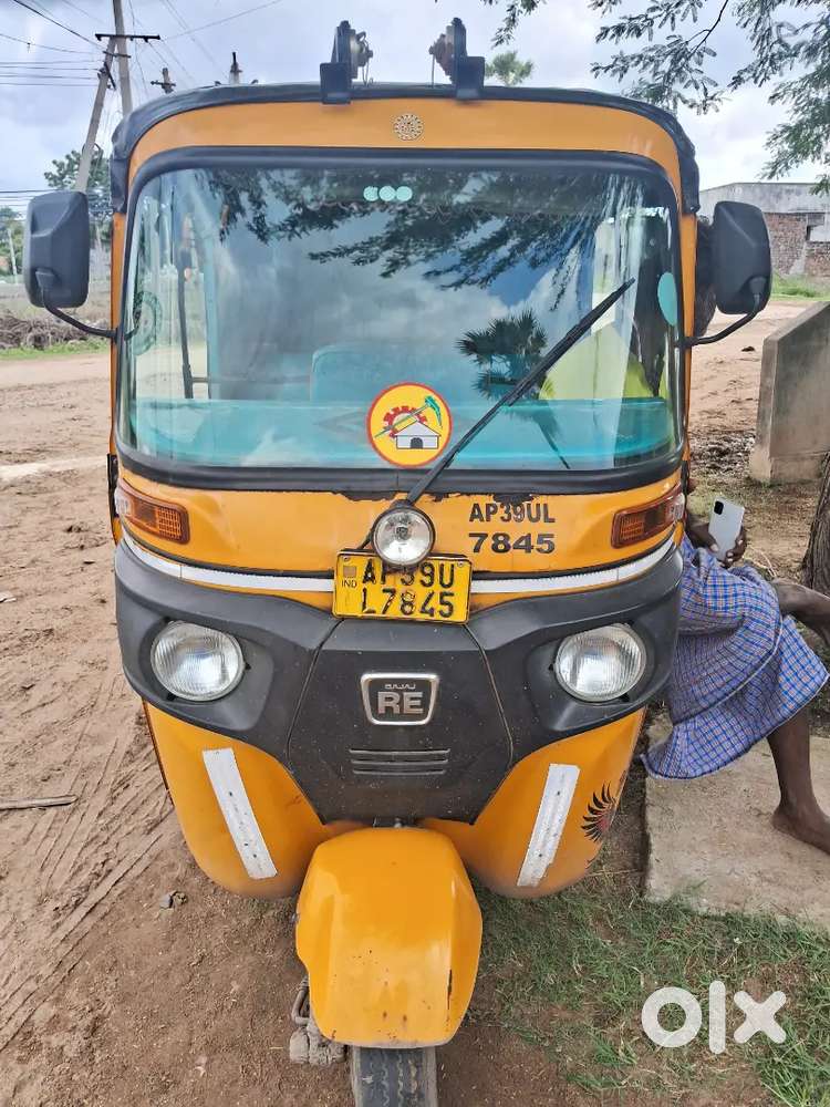 Bajaj auto well maintained, body well and good  engine condition