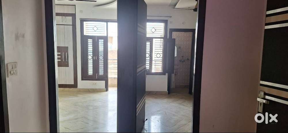 For Sale – 2+1 Builder Floor in Premium Locality!