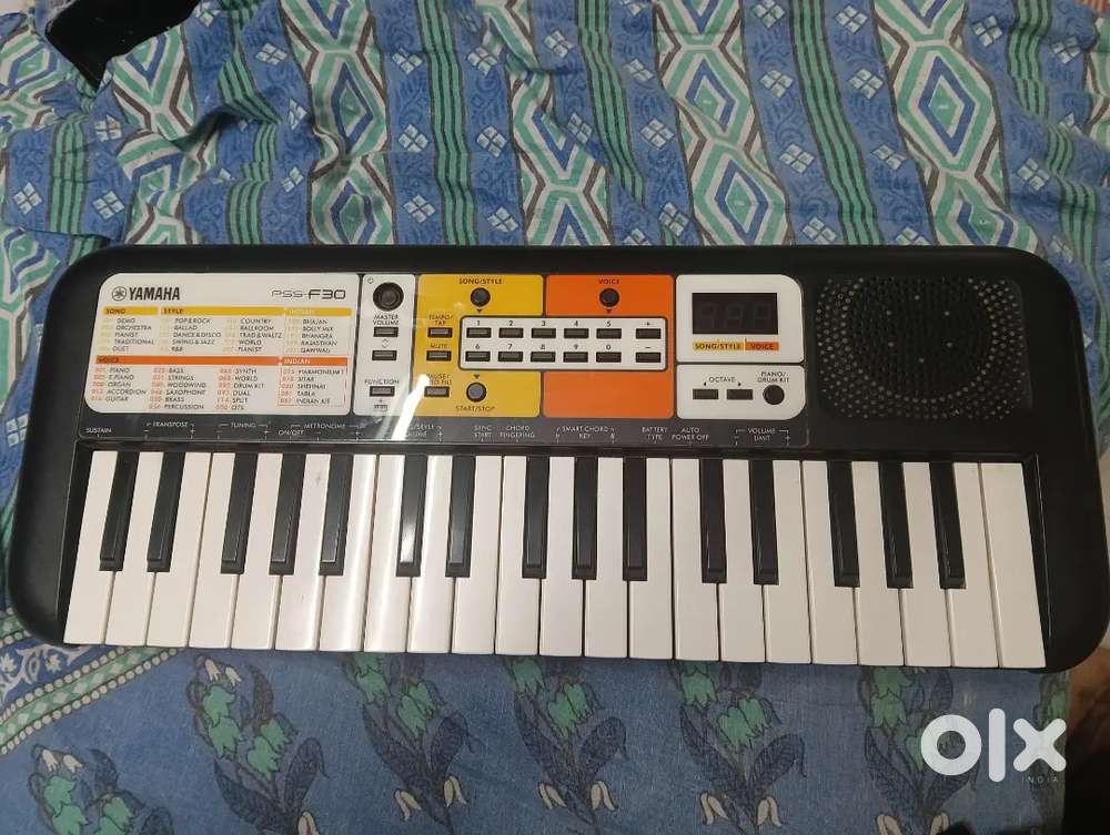 YAMAHA PSS-F30
