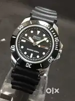 Seiko Diver's 200m Automatic Day/Date Black Dial Rotating Bezel Watch